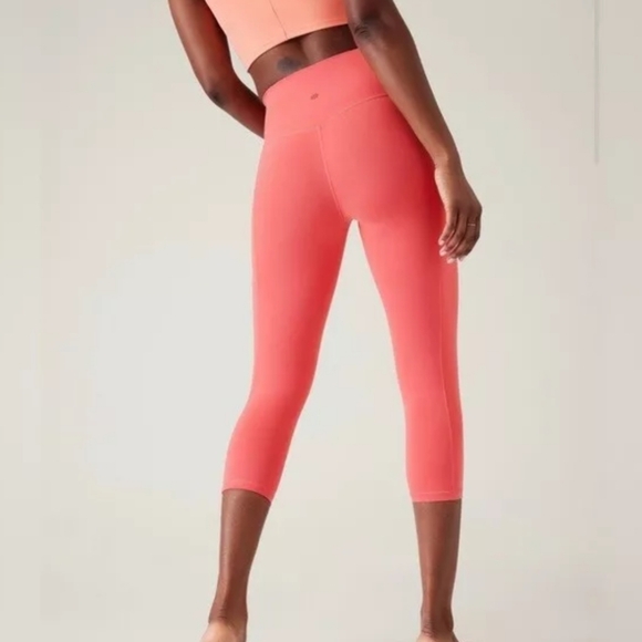 Athleta 2X Salutation Stash Pockets II Capri - New - Picture 2 of 6